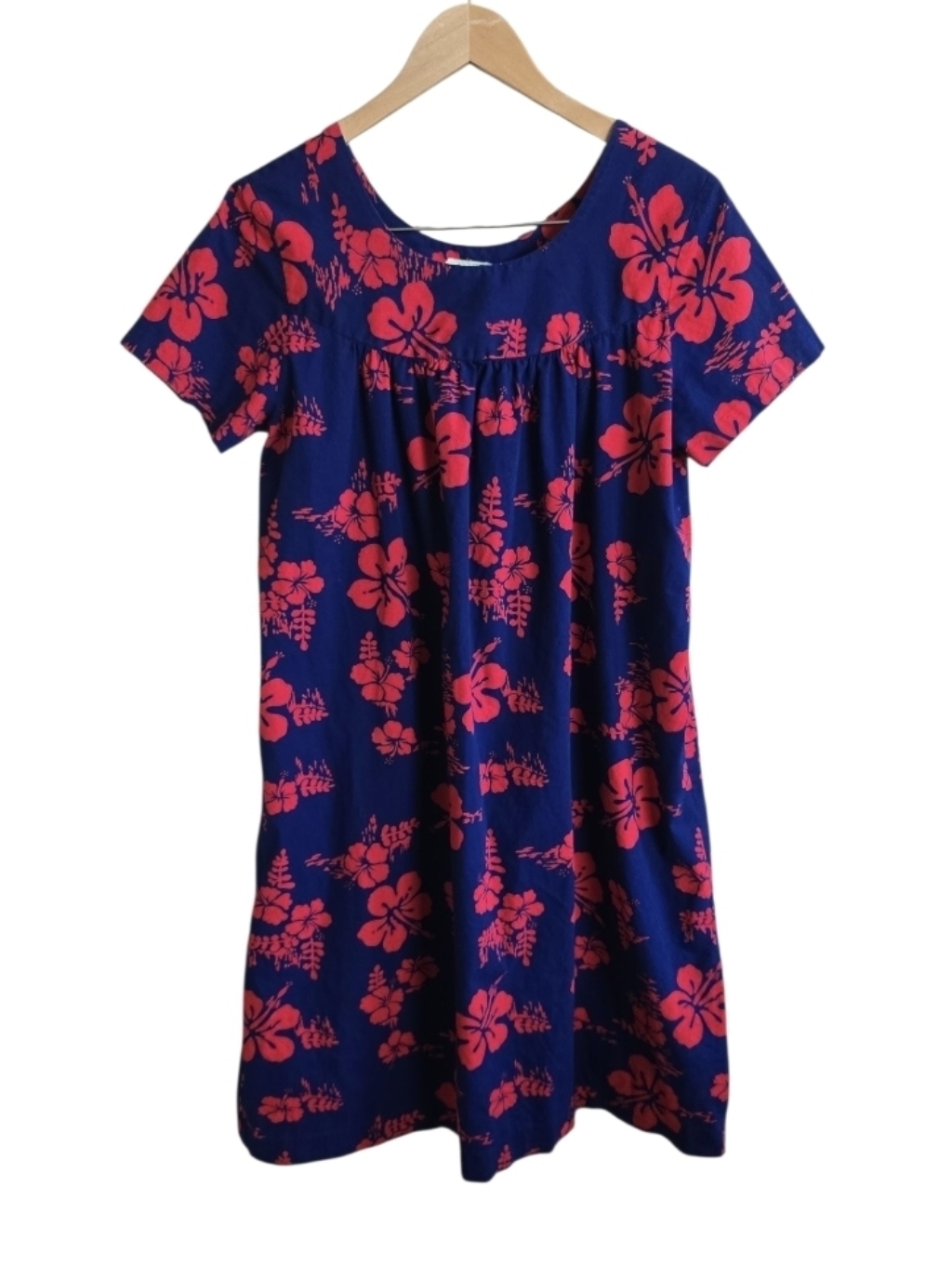 Vintage Ui Maikai 60s/70s Women's Hibiscus Navy Blue & Red Midi Dress. Est Small